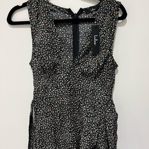 Brand new dress with tags - Picture 4 of 6